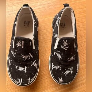GAP Kids Black Astronaut Slip-On Sneakers size 11T